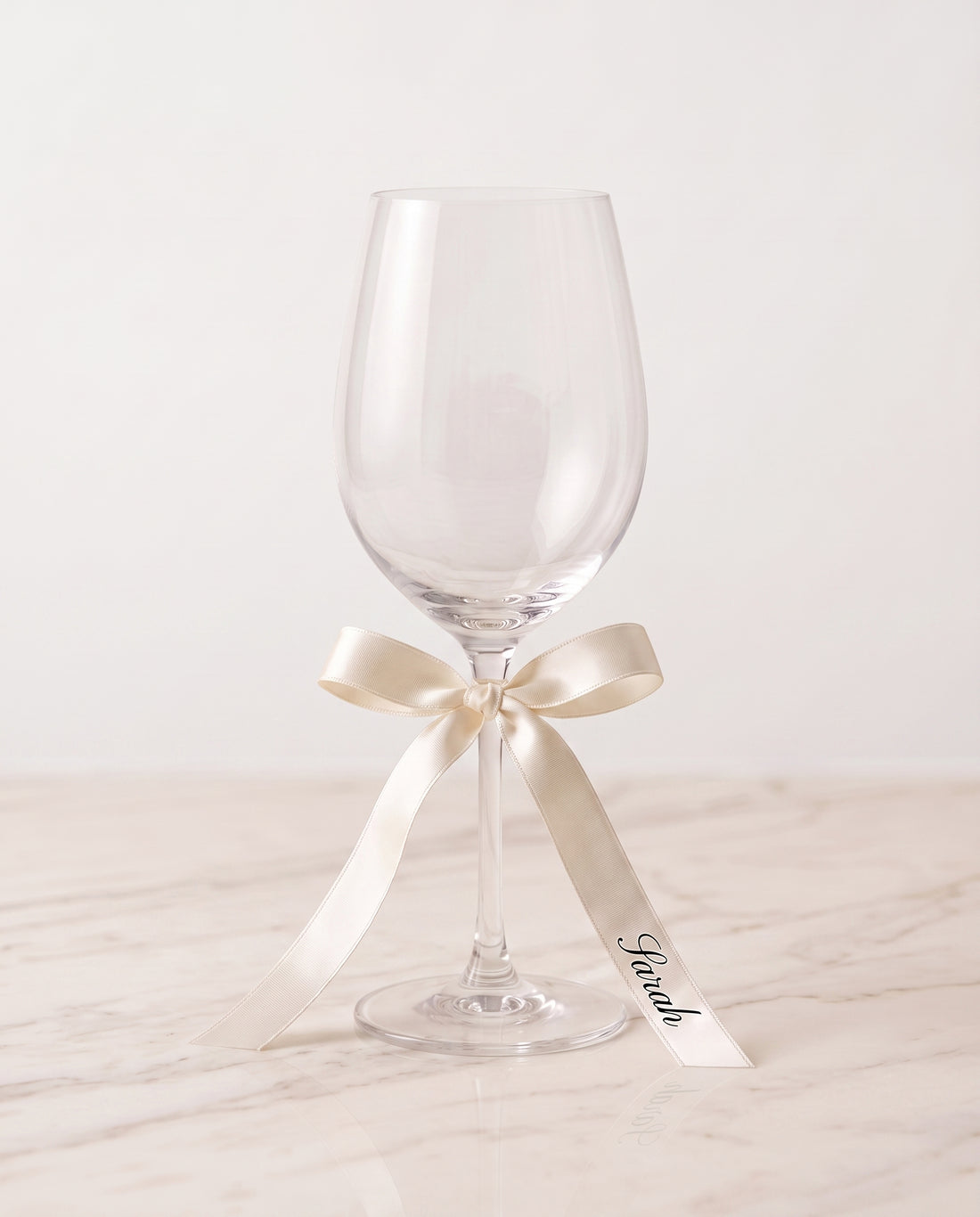 Printed ribbon place settings, personalised with each guest's name